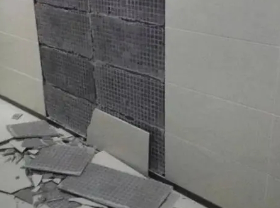城区瓷砖空鼓维修公司分享下城区墙砖松动维修的知识